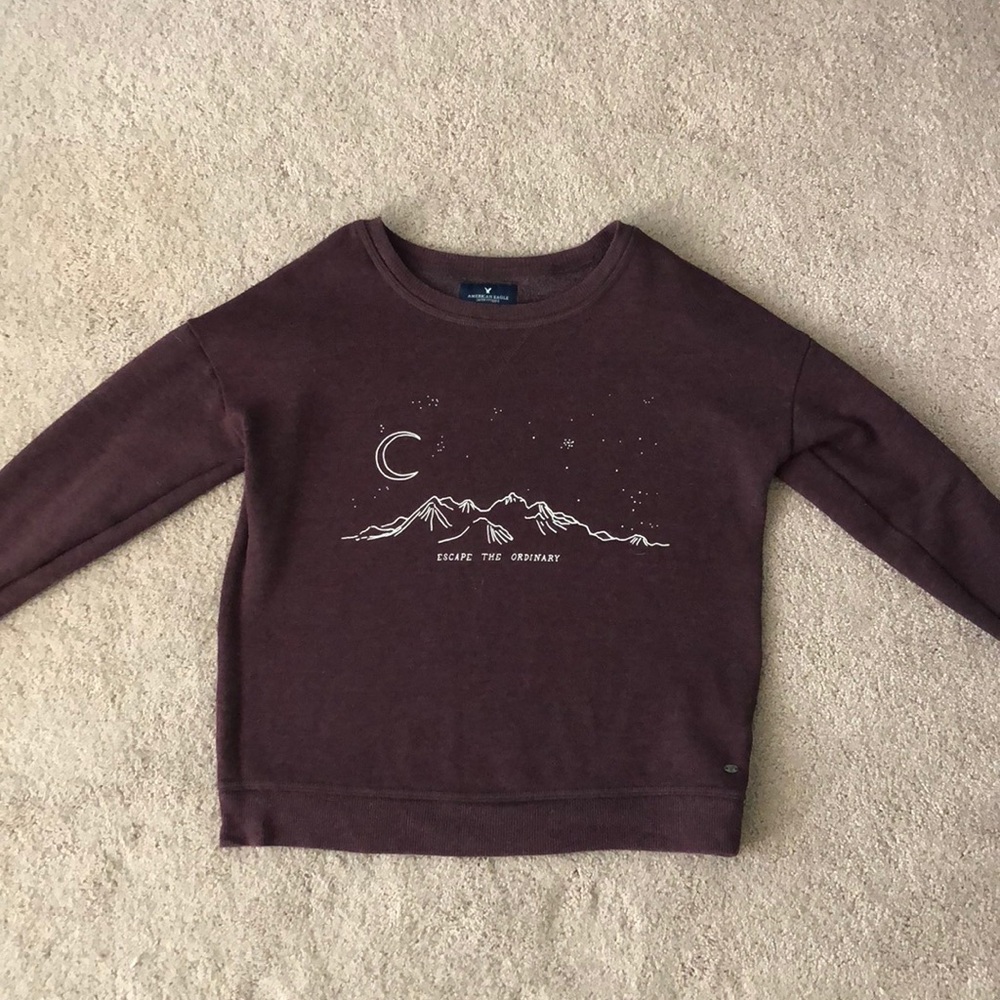 American eagle graphic crew neck